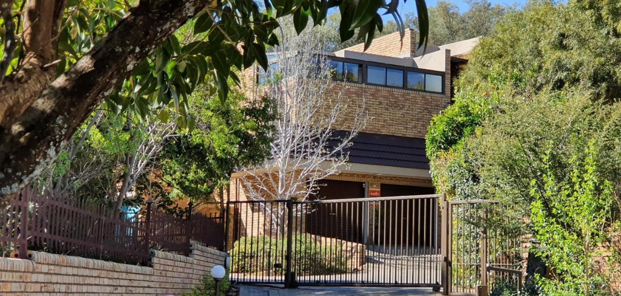 Mountain Gem Bed & Breakfast Bloemfontein Eksteriør bilde